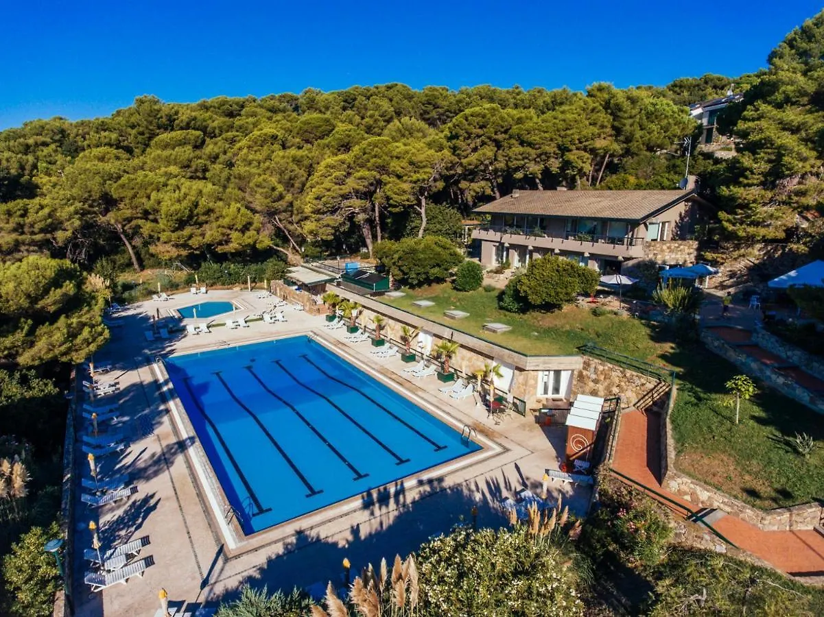 Sporting Pinamare Aparthotel Marina dʼMarina dʼAndora