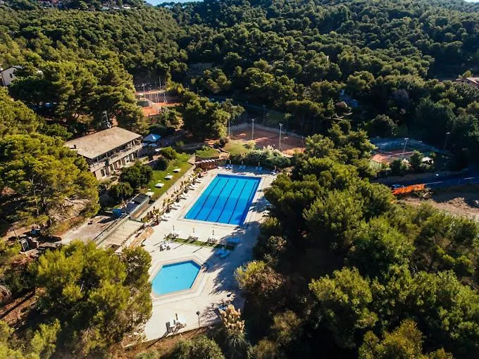 Aparthotel Sporting Pinamare à Marina dʼMarina dʼAndora